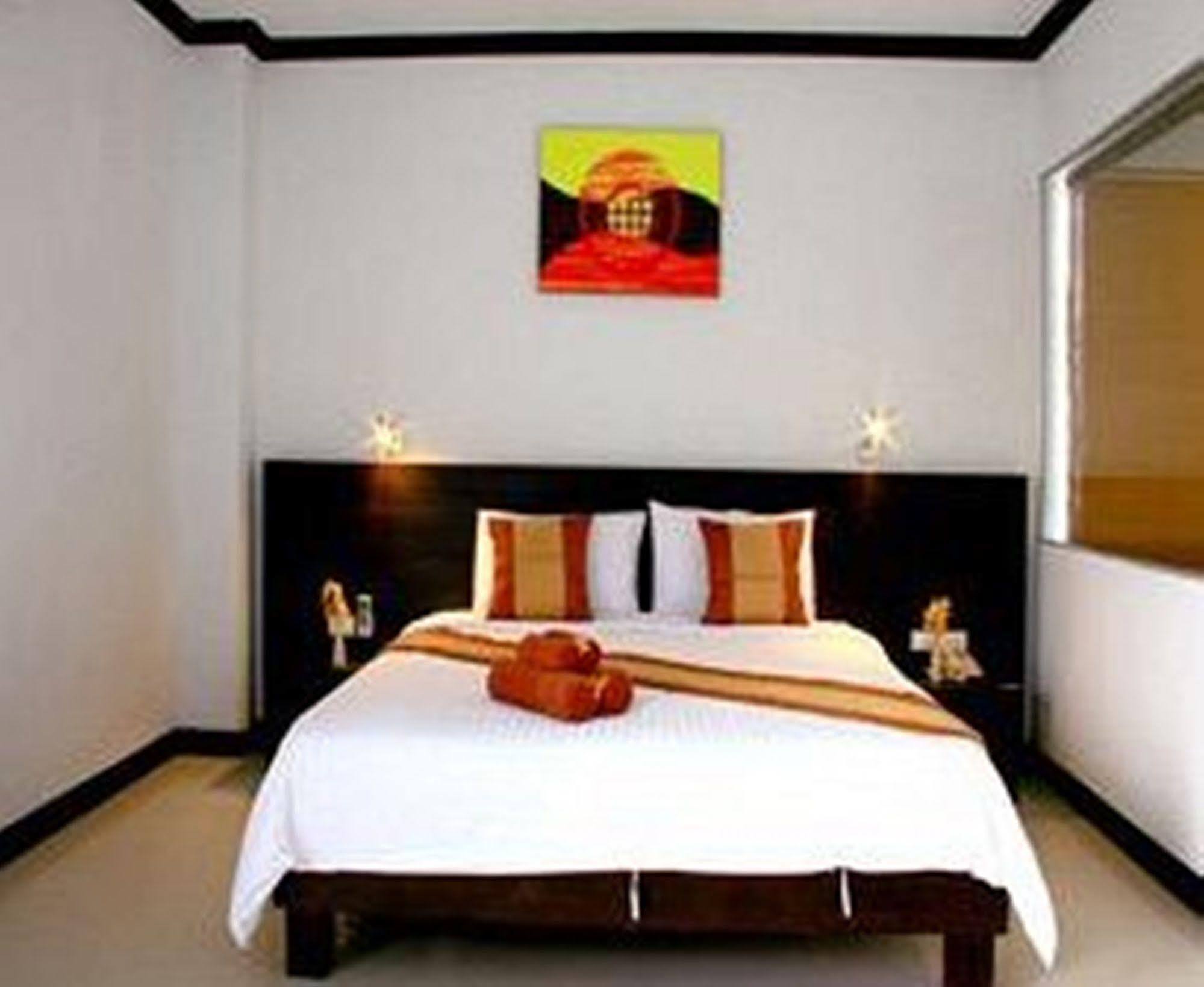 Tanawit Hotel & Spa Hua Hin Exterior photo
