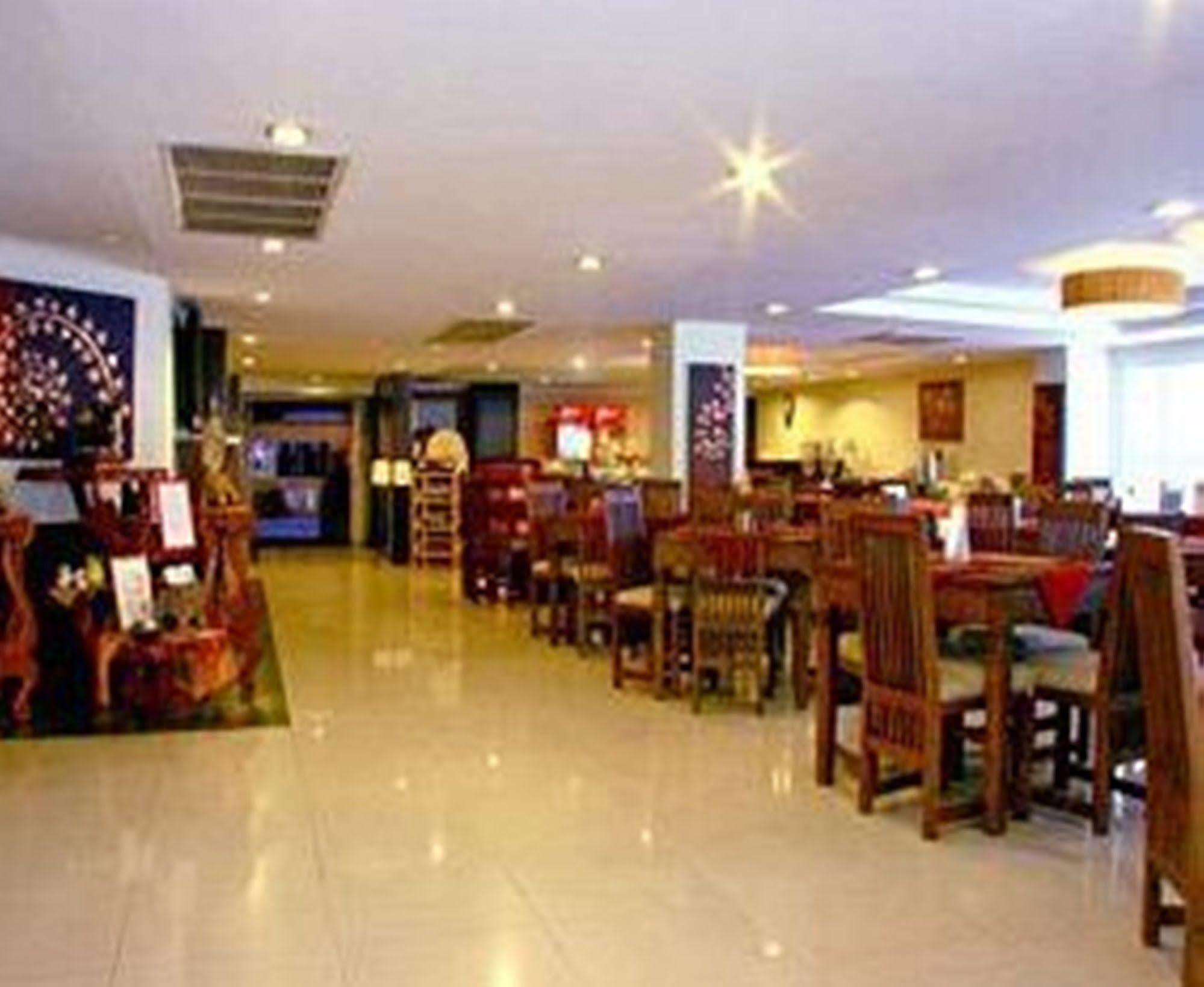 Tanawit Hotel & Spa Hua Hin Exterior photo