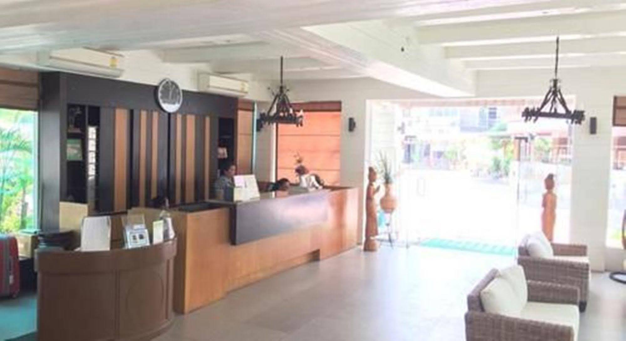 Tanawit Hotel & Spa Hua Hin Exterior photo
