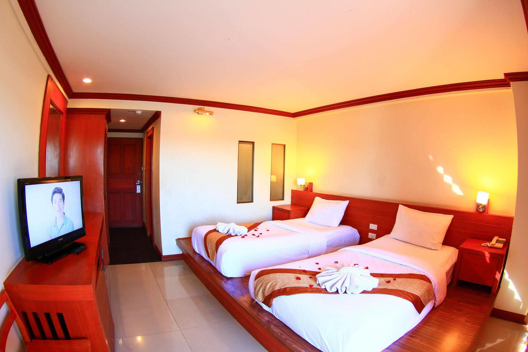 Tanawit Hotel & Spa Hua Hin Exterior photo